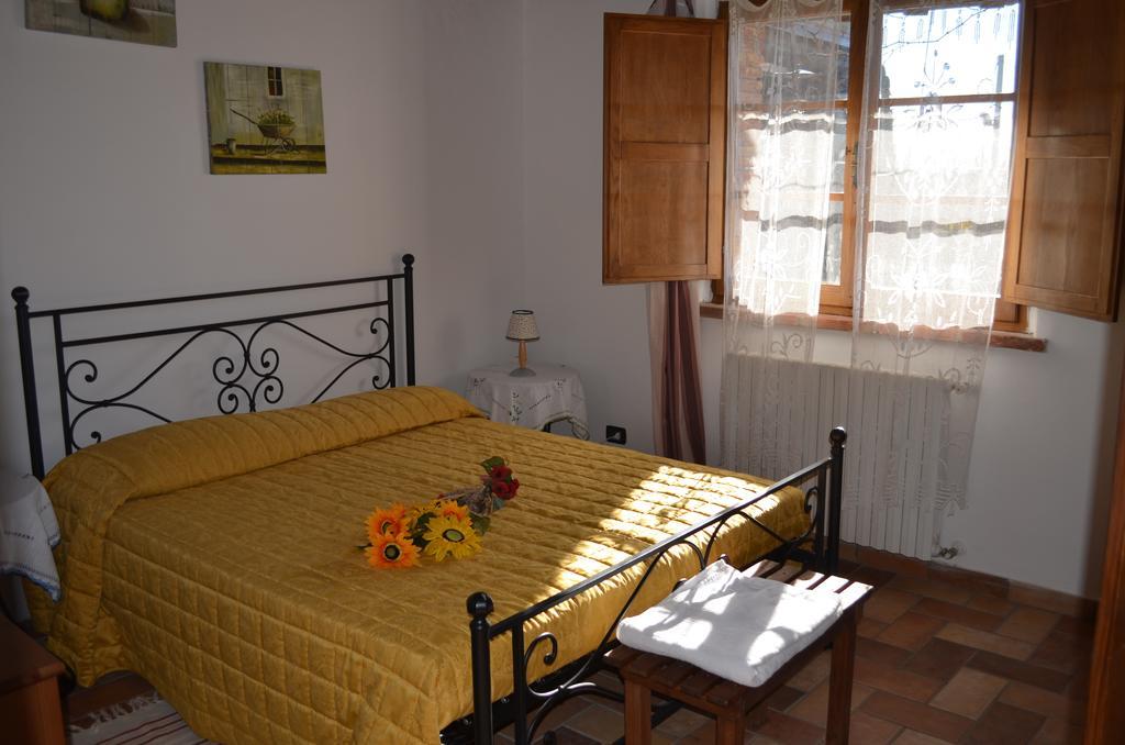 Residence Lucignano Habitación foto