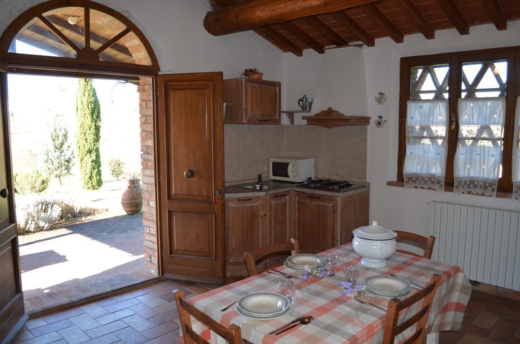 Residence Lucignano Habitación foto
